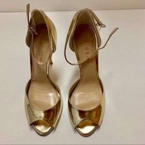 M. Gemi Amare in Platinum Metallic